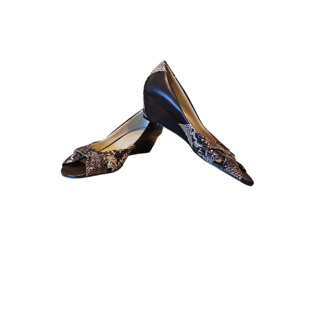 Dress Barn Black/Brown Snakeskin Print Open-Toe Wedges